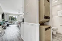 A Room With a View-1 BR Efficiency Condo Close to Everything.