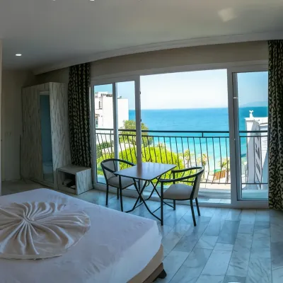 Hotel Melike Hotels near Ladies Beach