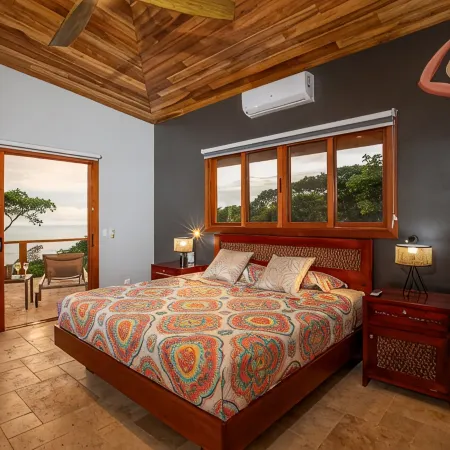 Vista Sirena: Expansive Ocean View 4 bedroom / 4.5 bath home above Dominical