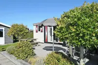 Chalet Florence 5 , 6- Persoons met Veel Privacy; Huisdiervrij,ruime Tuin 酒店