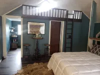 Muskegon Lake View Loft studio/kitchenette - 3-Star
