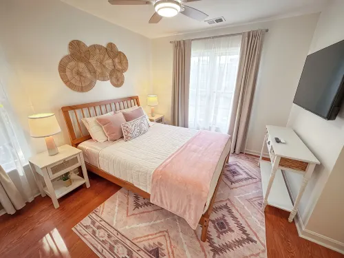 Boho Hideaway Townhome, 2br/2.5ba Near UofM/Highland Strip - 방갈로