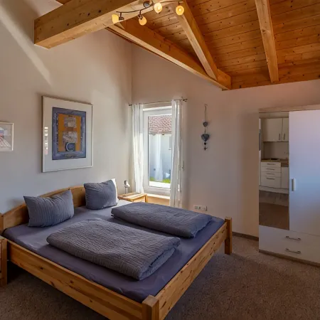 Astara- complete house in prime location with private garden