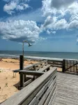 Tropical Elegance Meets Coastal Adventure at This Stunning Oceanfront Retreat! - ติดทะเล