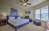 Family-Friendly Branson Condo w/ Outdoor Pool! - Wi-Fi