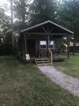 Two Furnished Cabins Open All Year, Minutes from Patoka Lake, Crawford County - Chalets