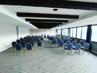 Grand Catalkaya Hotel - parkir