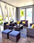 Beach  / Pool / Hot Tub / Game Room / Firepit/ Sleeps 10