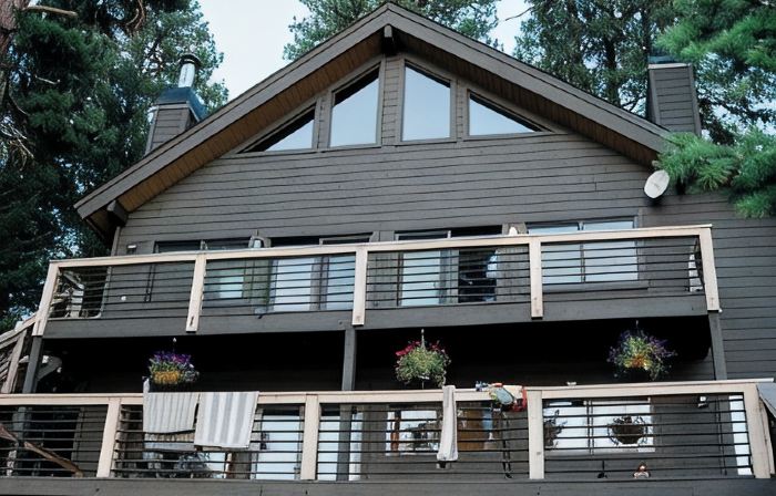 Ponderosa Park Lake House -- Private dock and beach!