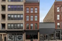 New townhouse SLEEP 4 Best NEW Spot-Old City Philly - อพาร์ทเม้นท์