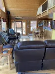 Cozy, Quiet Small Town Log Home. With Beautiful Mountain View. - 마운틴 뷰