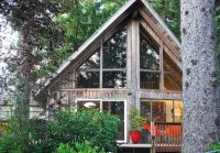Sunny Cabin in Manzanita on the Oregon Coast, 5 min. walk by trail to the beach - 샬레 호텔