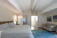 Pebble Beach Retreat • Ocean Views • Infrared Sauna • Short Walk to Beach - WiFi