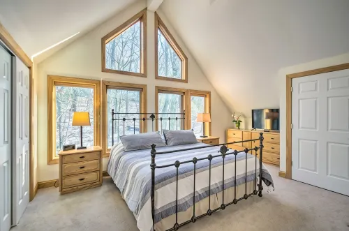 Welcome to Winterhaven!  5BR/4BA .5mi from lodge! - piscine