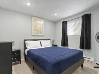 AC IN UNIT Modern 2 bedroom remodel walking distance to downtown Hotels in Olympia