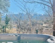 Secluded Riverfront Retreat w/hot tub & private river access - 4-Star