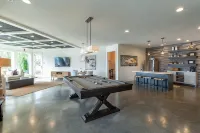 Gorgeous Estate w/180° Views of the Lake and 300+ ft of Waterfront! - 4-Star