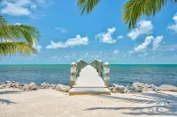 MILLION DOLLAR VIEW very private 4 bedroom resort with pool, pier, kayaks, spa - Kuntosalit