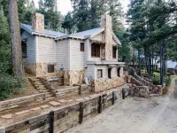 Elegant Chalet in Taos Canyon - Alppimaja