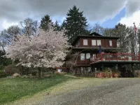 Contemporary Flat on a Christmas tree farm 5 Minutes to Oregon State University - واي فاي