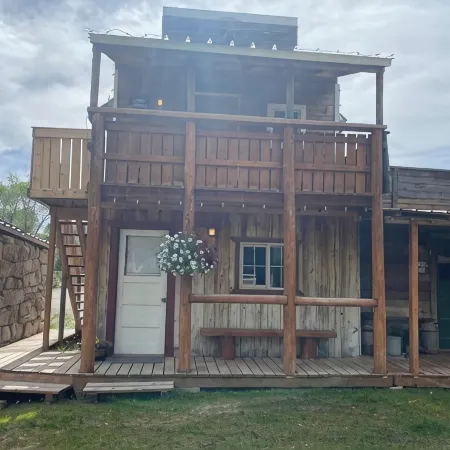 Annie's Attic At Mountain River Ranch