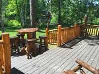 Cabin on AuTrain River a few blocks from Lk Superior, 10 mi from Munising - Wi-Fi