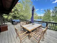 Lakefront Log Home in White Mountains! Dog-Friendly! - Chalets