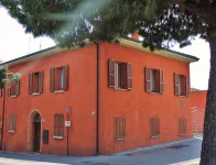Nice,bright,with view of canal and Roman bridge,free parking-wifi-A/C - Apartments