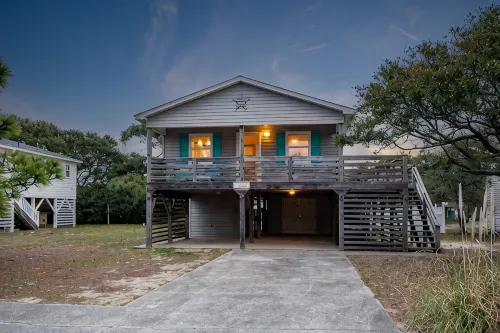 New Remodel! Walk to Beach. Private Heated Pool & Hot Tub. Fenced Yard. Dogs ok. - 3つ星