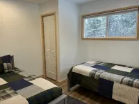Stunning Remodeled Cabin Near Snowmobile/Orv Trails w/ Firepit Retreat - Feriehus