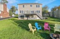 Waterfront Home with Hot Tub, Kayaks, and Fast Wifi - Boutique