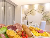 Hotel Castello Artemide Congressi - sarapan