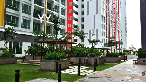 Clean Wifi Suite 4 people ParadigmJB - Apartemen
