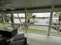Homosassa River Camp - Waterfront Retreat on the Main River - 4 stjerner
