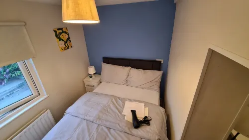 Private Apartment (Flat 3) - Апартаменты