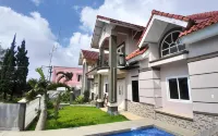 Zevannya Villa Puncak - Villa