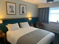 Bay Horse Hotel by Greene King Inns - parking