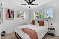 Bright 3BR + Private Pool · Quiet Hollywood Street - جاكوزي