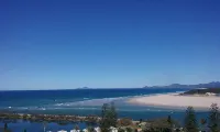 Oceanview 6 at Nambucca with rooftop tce & spa - Wifi