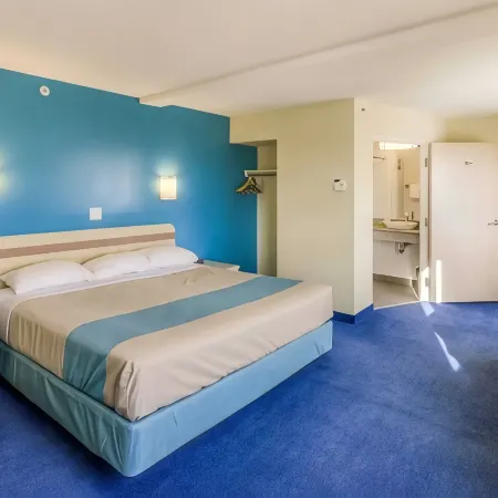 Super 8 by Wyndham Estevan