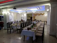 Art-Aleksandriya Hotel - Pools
