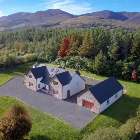 Álaind Lodges, Sneem