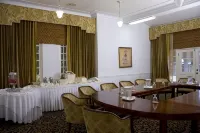 Cardiff Hotel and Spa - Wifi