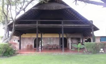 Ganda Lodge