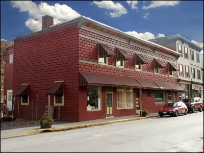 Suites on Main Hotels in Middletown
