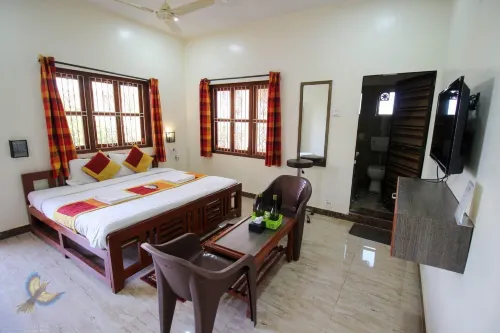Redstone House by Ekdant Holiday Home Hotels in Ganpati Pule