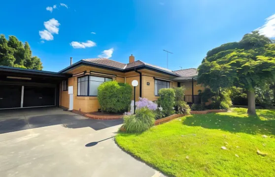 康奈爾斯服務式公寓汽車旅館