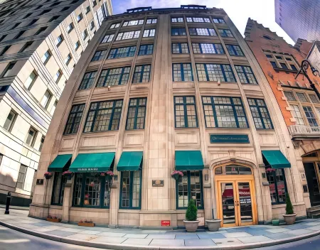 The Wall Street Inn