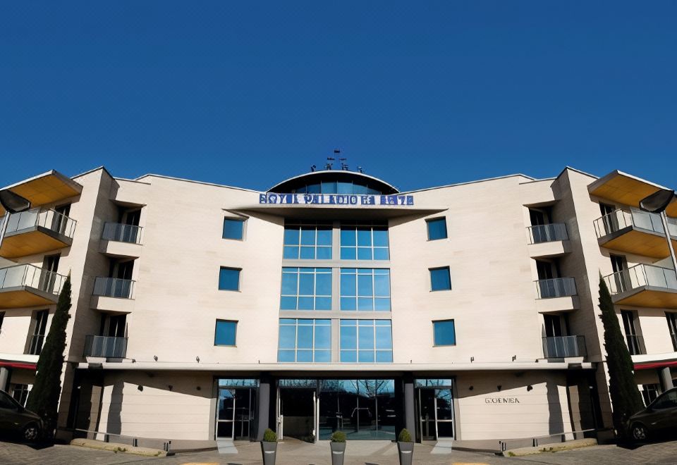 hotel overview picture