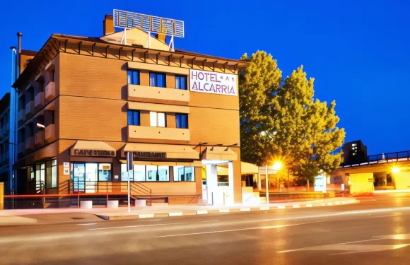 阿爾卡里雅酒店